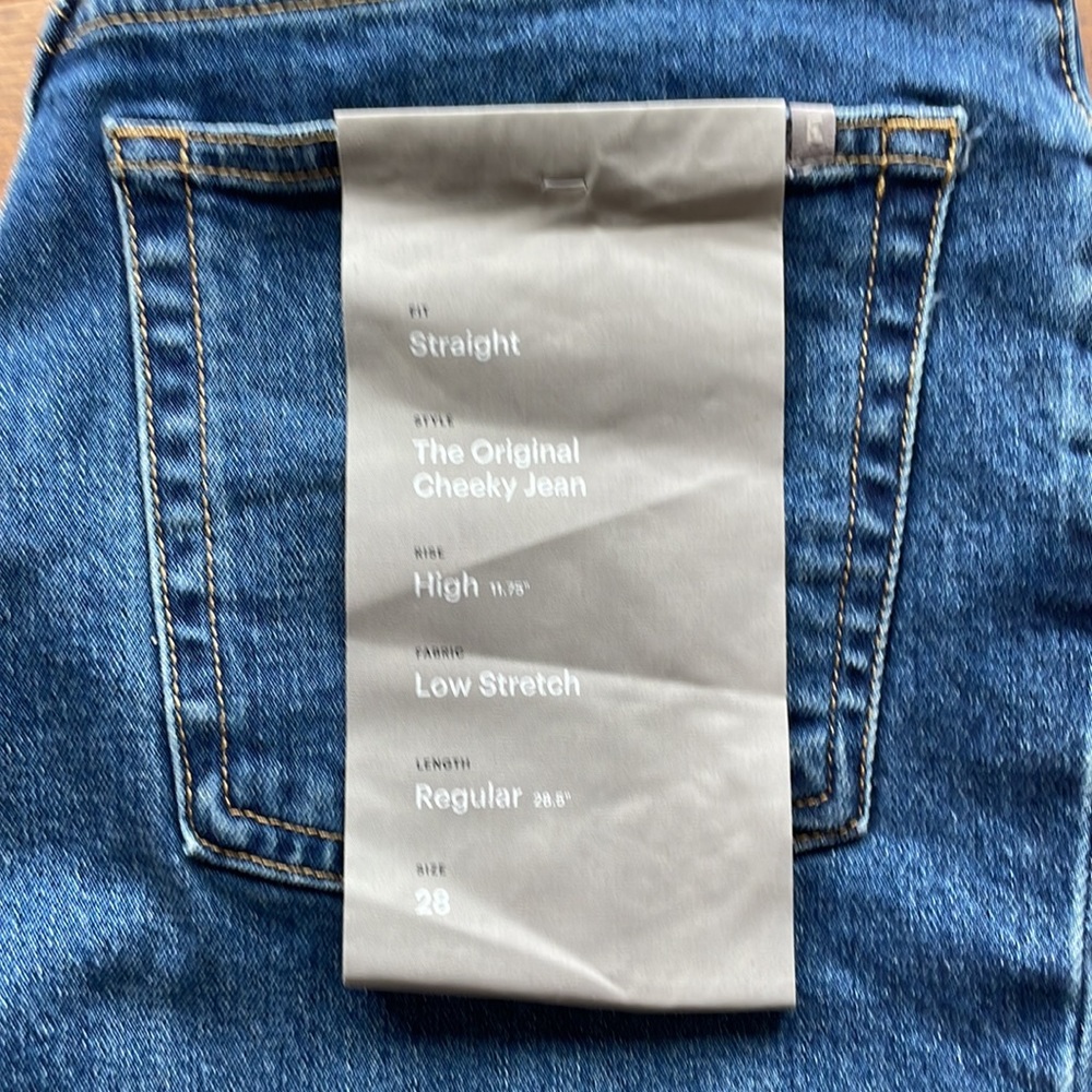 Everlane Original Cheeky Jean - Picture 5 of 6